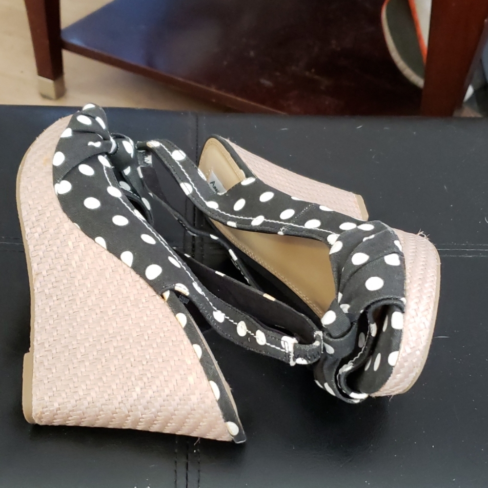 American Eagle poke a dot wedges